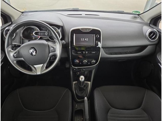 2015 Renault Clio IV Grandtour Limited