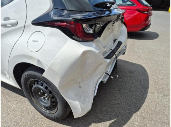 2026 Toyota Yaris Hybrid Business Edition