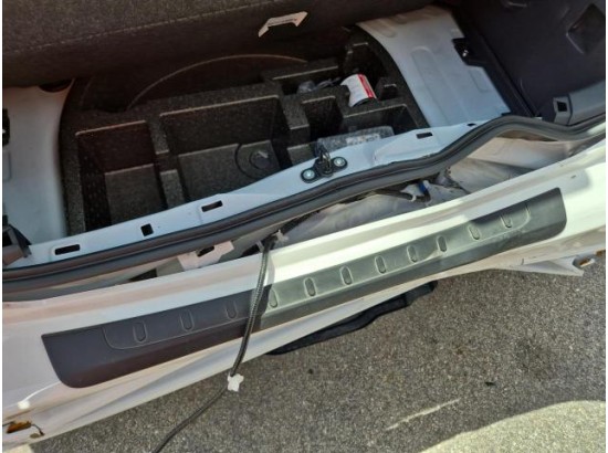 2026 Toyota Yaris Hybrid Business Edition