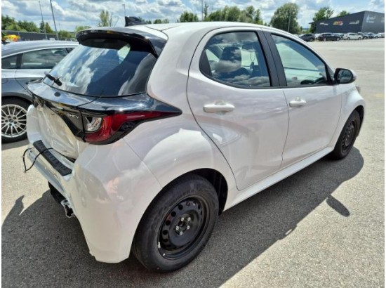 2026 Toyota Yaris Hybrid Business Edition