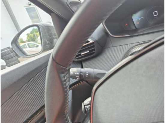 2024 Peugeot 2008 Allure