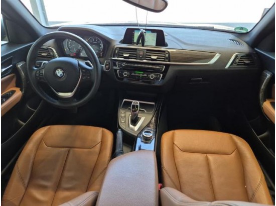 2018 BMW 2er Coupe 220 i Luxury Line