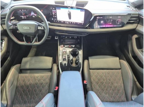 2025 Audi A5 Avant TFSI e-hybrid quattro 270 KW