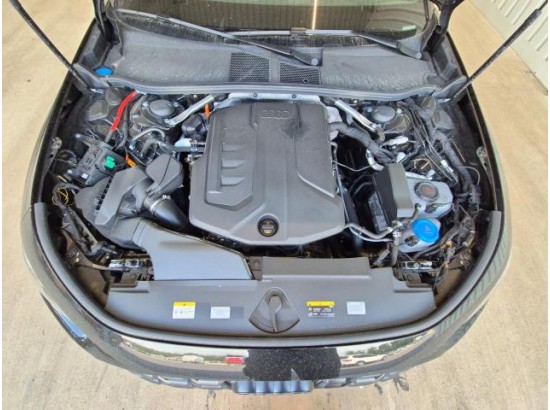 2025 Audi A5 Avant TFSI e-hybrid quattro 270 KW