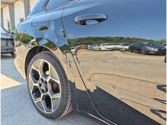 2024 Opel Astra L Sports Tourer Ultimate