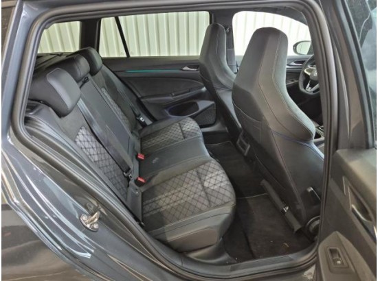 2025 Volkswagen Golf VIII Variant 1.5 eTSI 110 kW R-Line