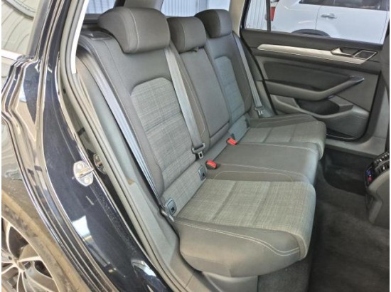 2020 Volkswagen Passat Variant Business