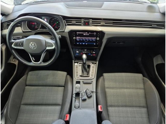 2020 Volkswagen Passat Variant Business
