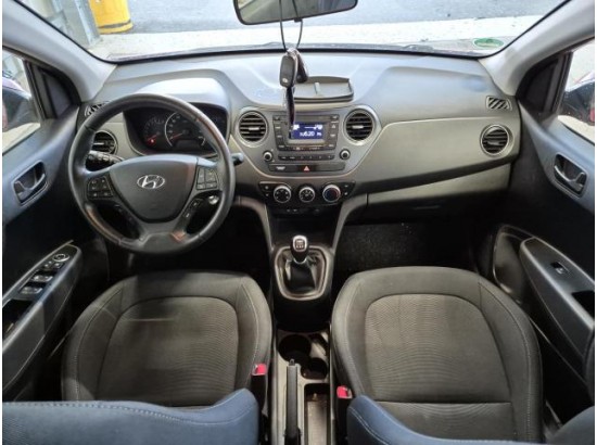 2017 Hyundai i10 YES!