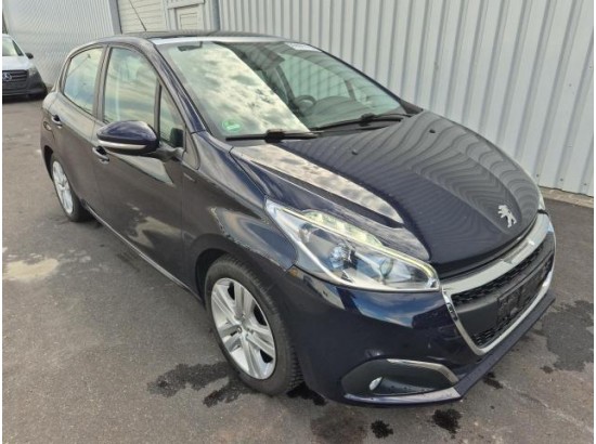 2018 Peugeot 208 Signature