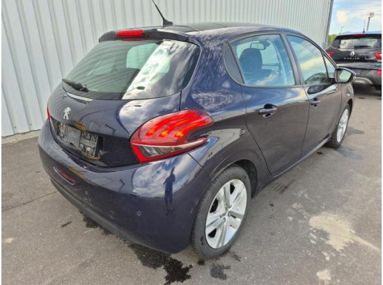 2018 Peugeot 208 Signature