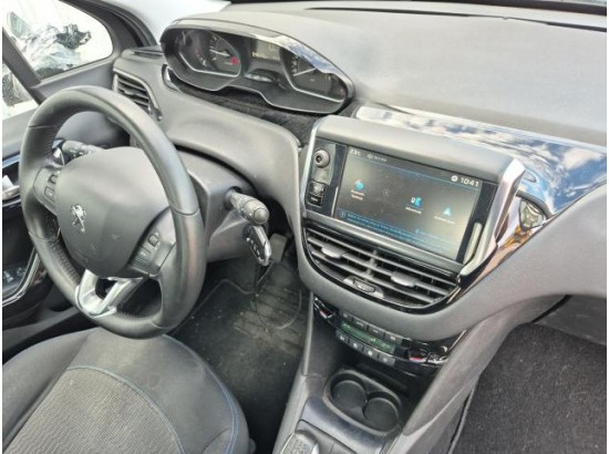 2018 Peugeot 208 Signature