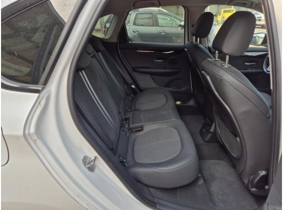 2020 BMW 2er Active Tourer 218 d Sport Line
