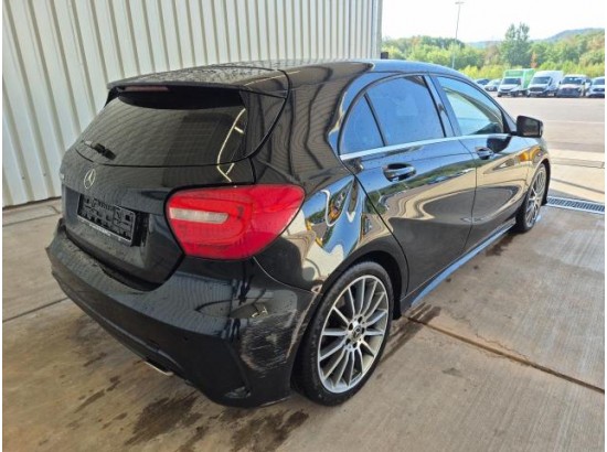 2015 Mercedes-Benz A -Klasse A 180 Street Style