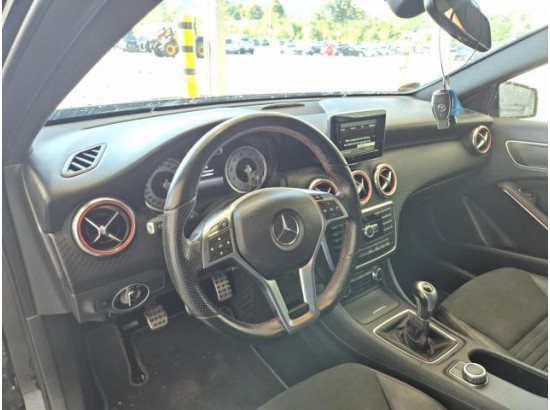 2015 Mercedes-Benz A -Klasse A 180 Street Style