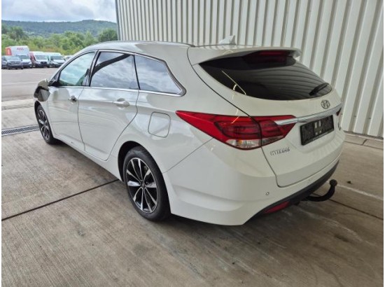 2017 Hyundai i40 cw blue Trend