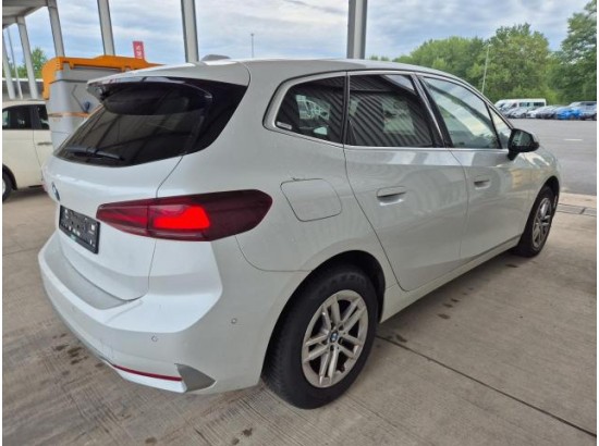 2023 BMW 2er Active Tourer 218 i Luxury Line