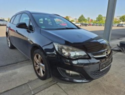 2015 Opel Astra J Sports Tourer Style