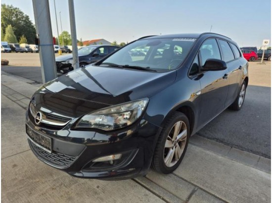 2015 Opel Astra J Sports Tourer Style
