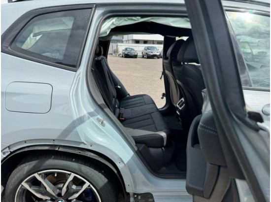 2023 BMW X3 M40 i
