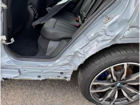 2023 BMW X3 M40 i