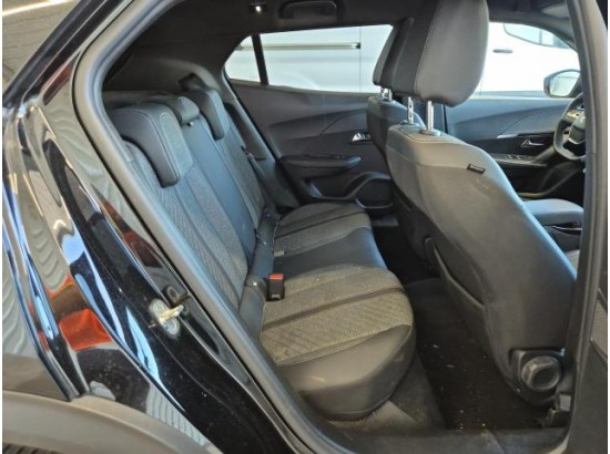 2024 Peugeot 2008 Allure