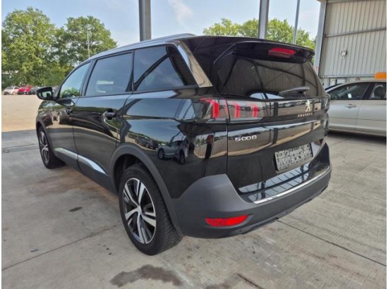 2024 Peugeot 5008 Allure Pack