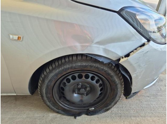 2016 Opel Corsa E Edition