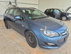 2016 Opel Astra J Sports Tourer Edition