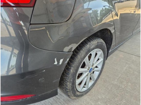 2016 Ford Focus Lim. Titanium