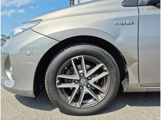2015 Toyota Auris