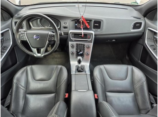 2017 Volvo V60 Kombi Linje Svart