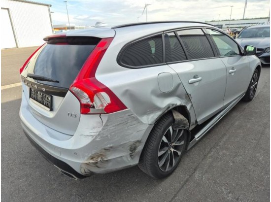 2017 Volvo V60 Kombi Linje Svart