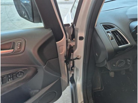 2018 Ford Grand C-Max Titanium