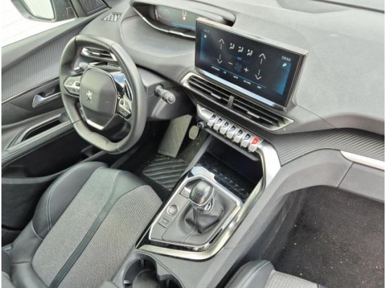 2024 Peugeot 5008 Allure Pack