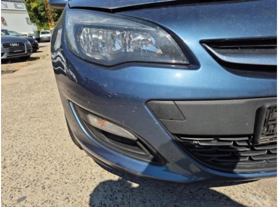 2015 Opel Astra J Lim.  Edition