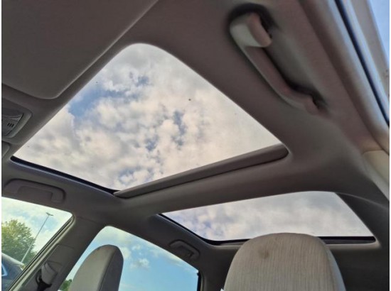 2016 Toyota Prius + Comfort