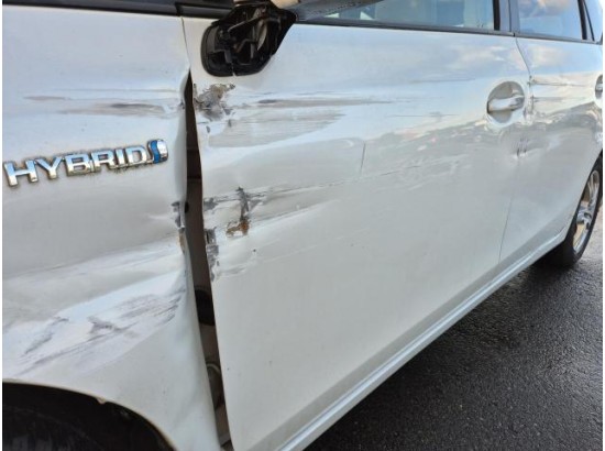 2016 Toyota Prius + Comfort