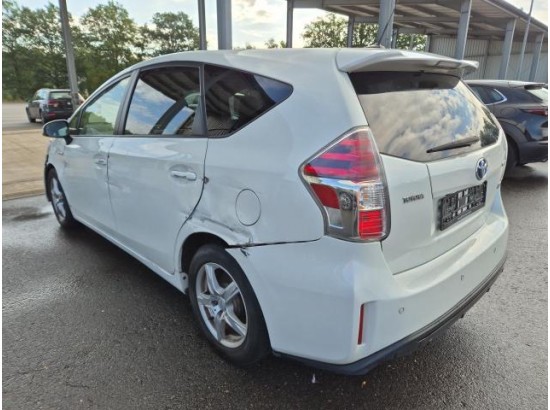 2016 Toyota Prius + Comfort