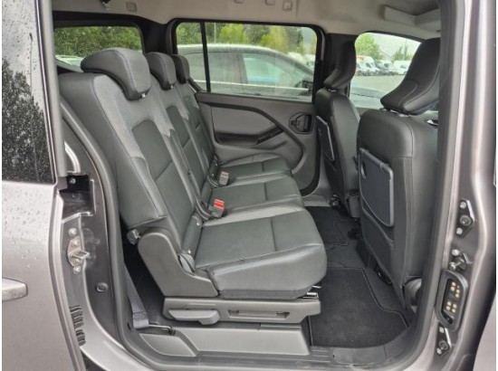 2026 Nissan Townstar Kombi L2 Tekna