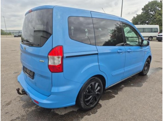 2015 Ford Tourneo Courier Trend