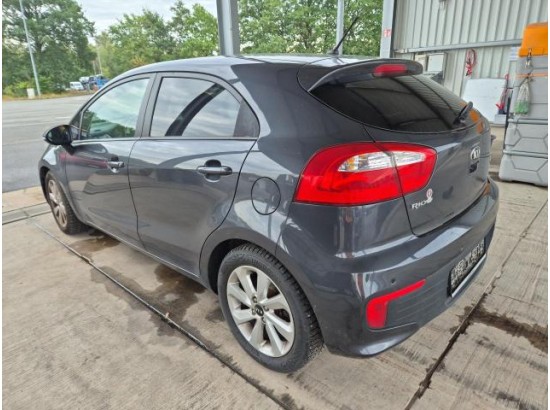 2016 Kia Rio Dream Team