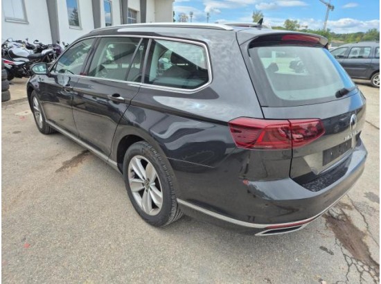 2023 Volkswagen Passat Variant Elegance