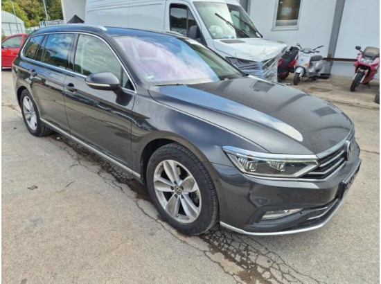 2023 Volkswagen Passat Variant Elegance