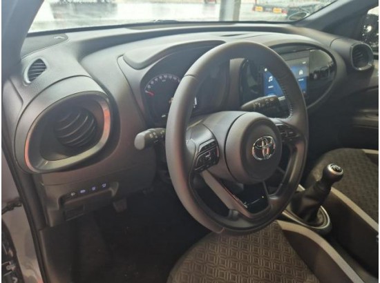 2025 Toyota Aygo X Teamplayer