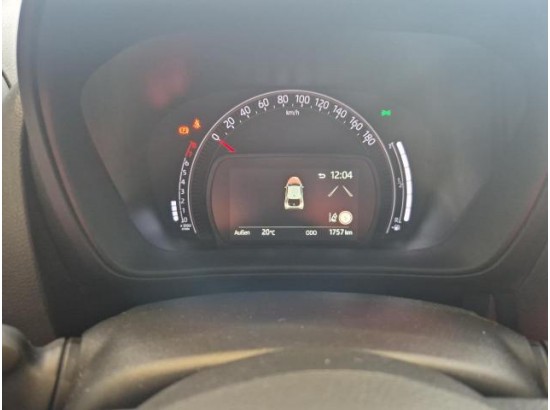2025 Toyota Aygo X Teamplayer