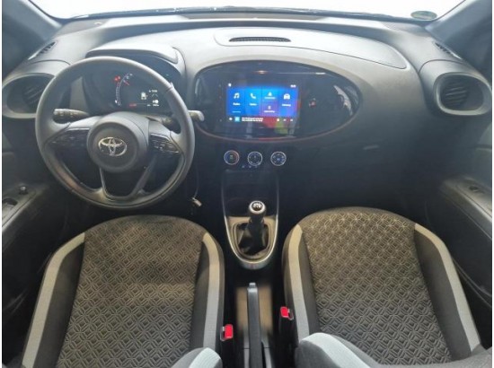 2025 Toyota Aygo X Teamplayer