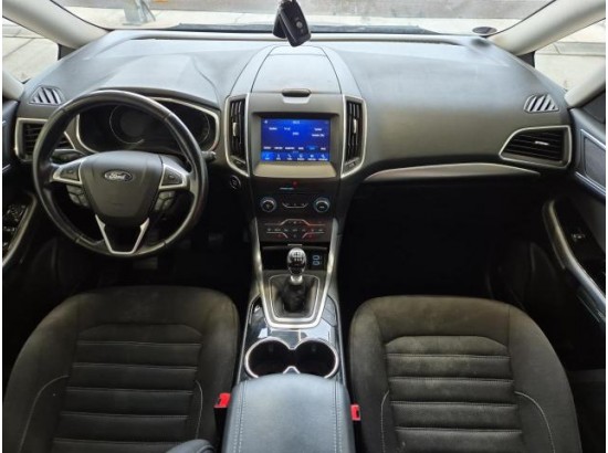 2018 Ford Galaxy Titanium