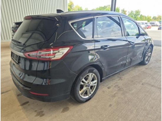 2022 Ford S-Max Titanium