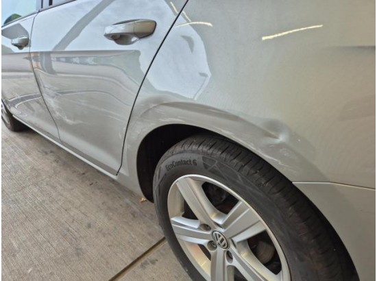 2015 Volkswagen Golf VII Variant Comfortline BMT